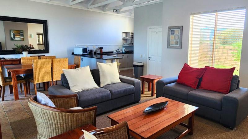 To Let 3 Bedroom Property for Rent in Pinnacle Point Golf Estate Western Cape